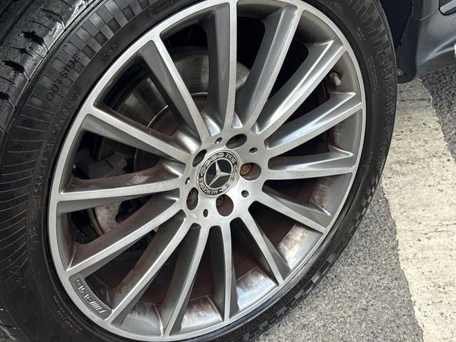 MERCEDES-BENZ GLC Photo 21