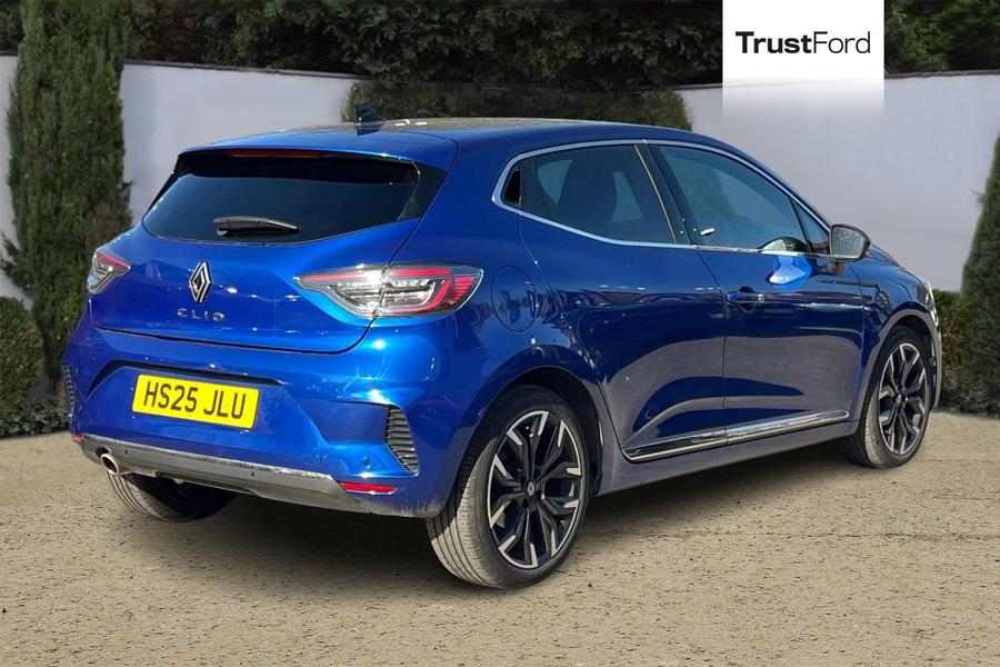 RENAULT CLIO Photo autoimg-15e70f885a1a277ed2d6727ec06e2691d8ab61ad.jpg