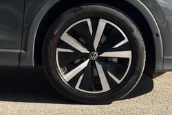 VOLKSWAGEN Tiguan Photo 5