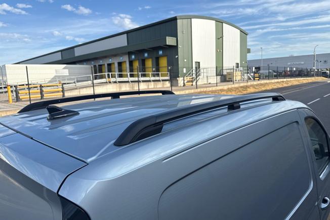 VOLKSWAGEN Caddy Photo 22