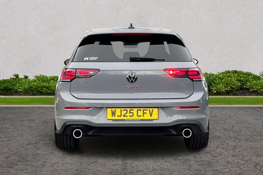 Volkswagen Golf Photo autoimg-15f0e8a236c4b4808a5d3e8bed78fa83fb75877b.jpg