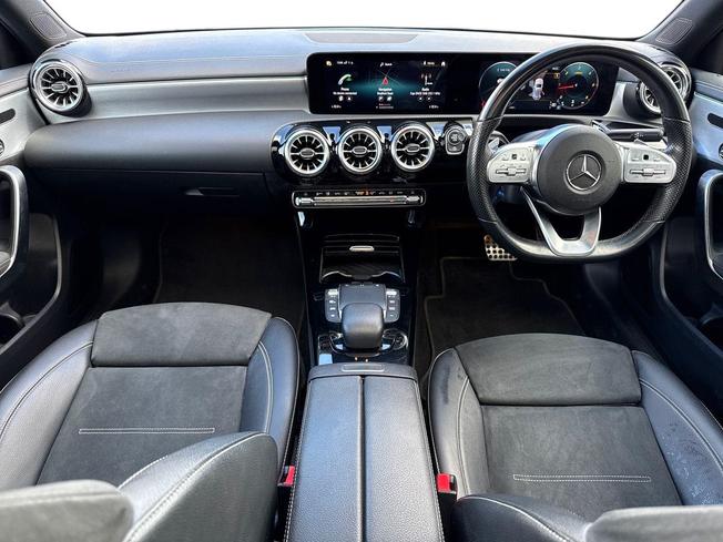 MERCEDES-BENZ A Class Photo 10
