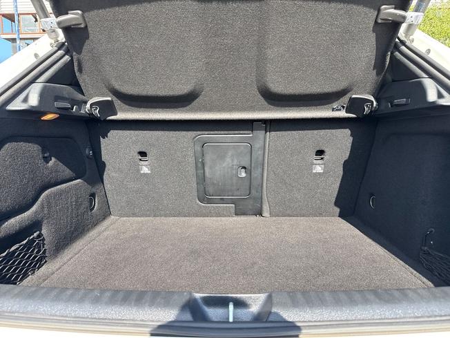 MERCEDES-BENZ Gla Photo 12