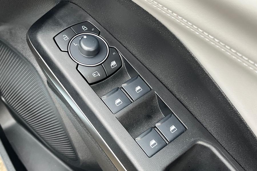 Ford Puma Gen-E Photo autoimg-15f4cdfd7439e805947c1db3069f04f6c4dd49a8.jpg