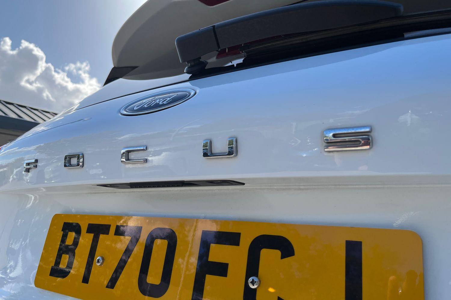 Ford FOCUS Photo 38