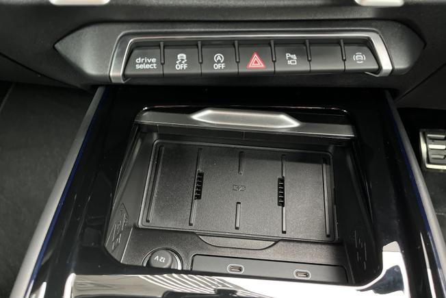 Audi Q3 Photo 23