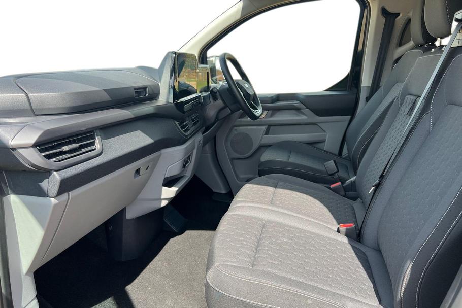 Used Ford TOURNEO CUSTOM WN26TWY 3