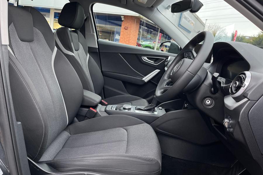 Audi Q2 Photo autoimg-15f96bf46b4bb4aef7d3185180680dd6d2ae7508.jpg