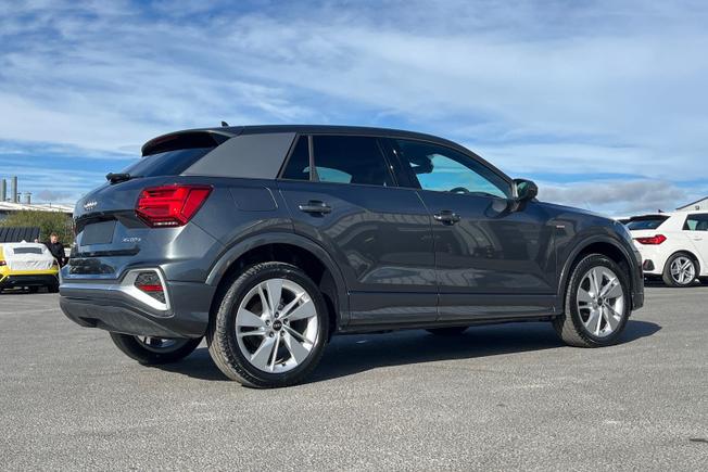 AUDI  Q2  Photo 58