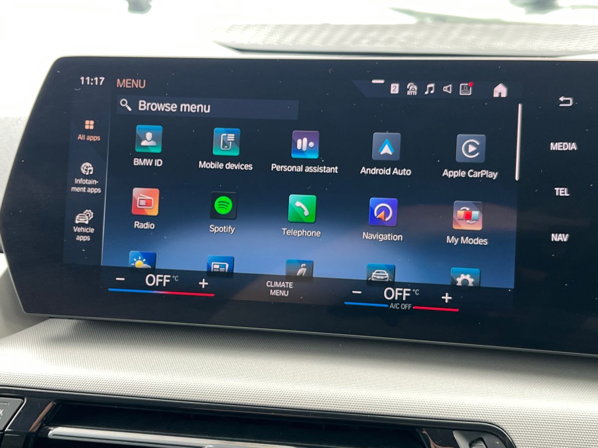 BMW 2 Series Active Tourer Photo 35
