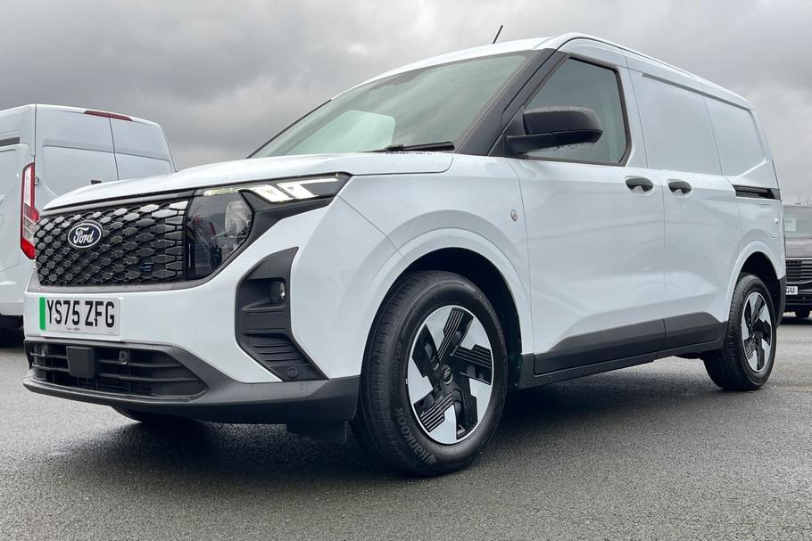 Used Ford E-TRANSIT COURIER YS75ZFG 36