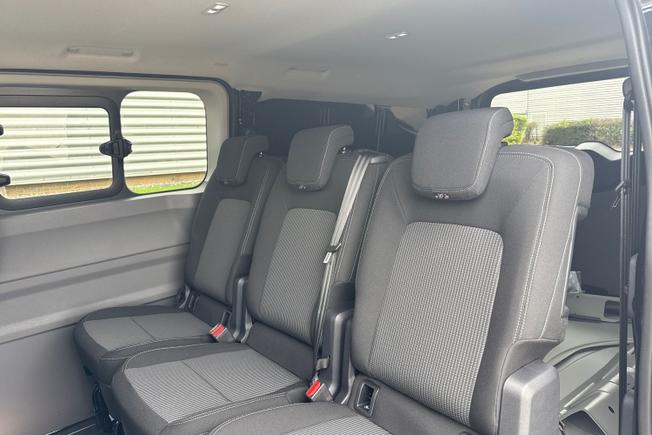 VOLKSWAGEN e-Transporter Photo 9