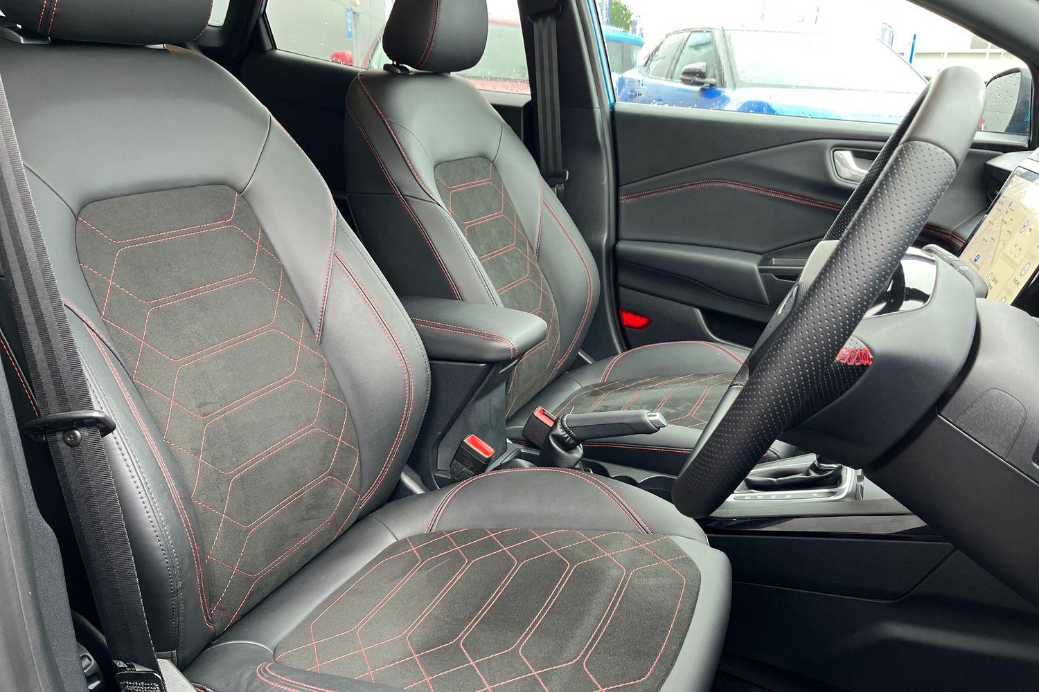 Ford PUMA Photo 16