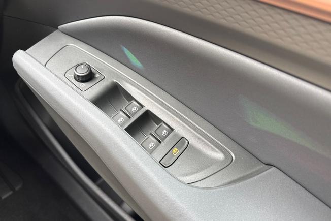 CUPRA Raval V1 37Kwh Photo 24