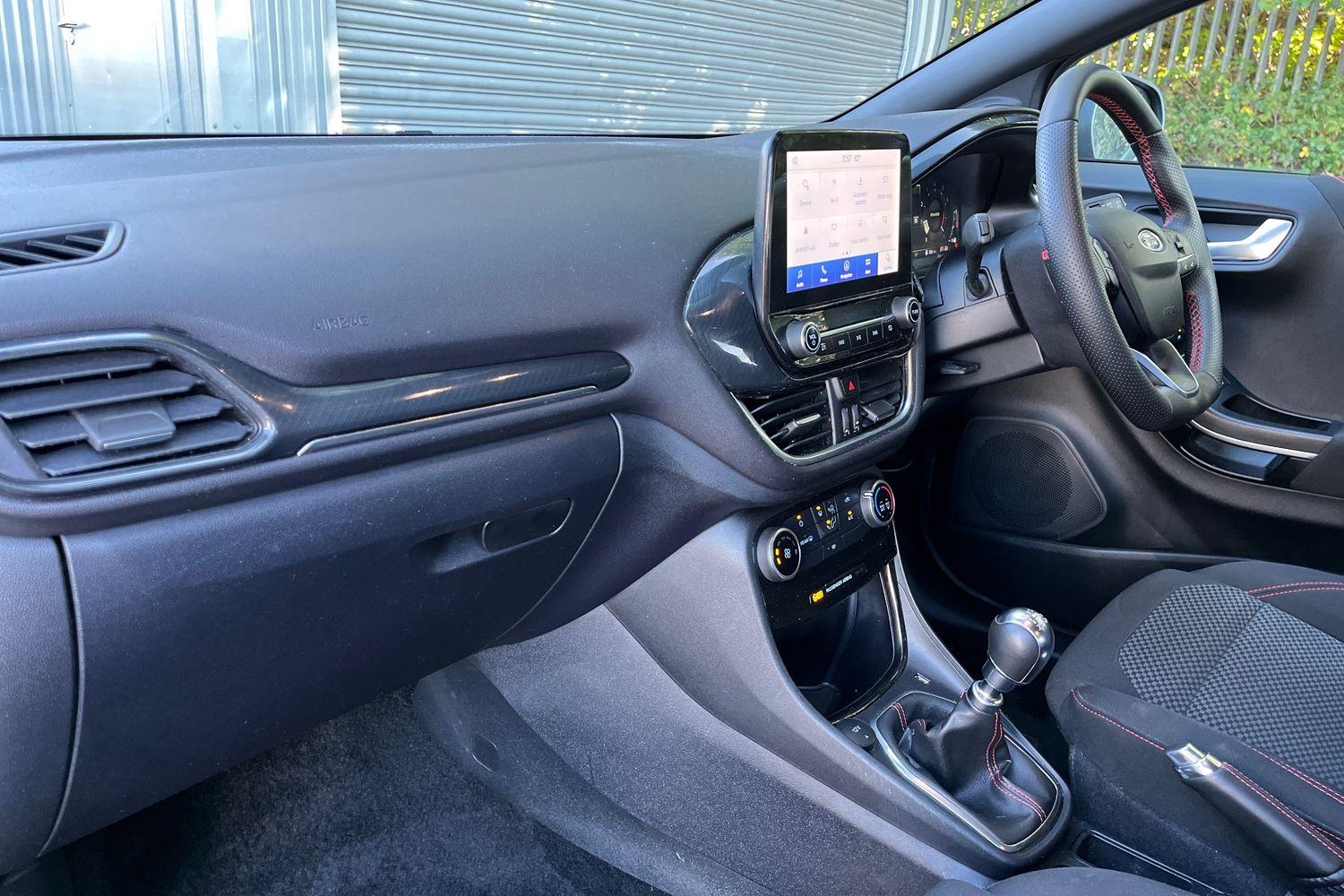 Ford PUMA Photo 17