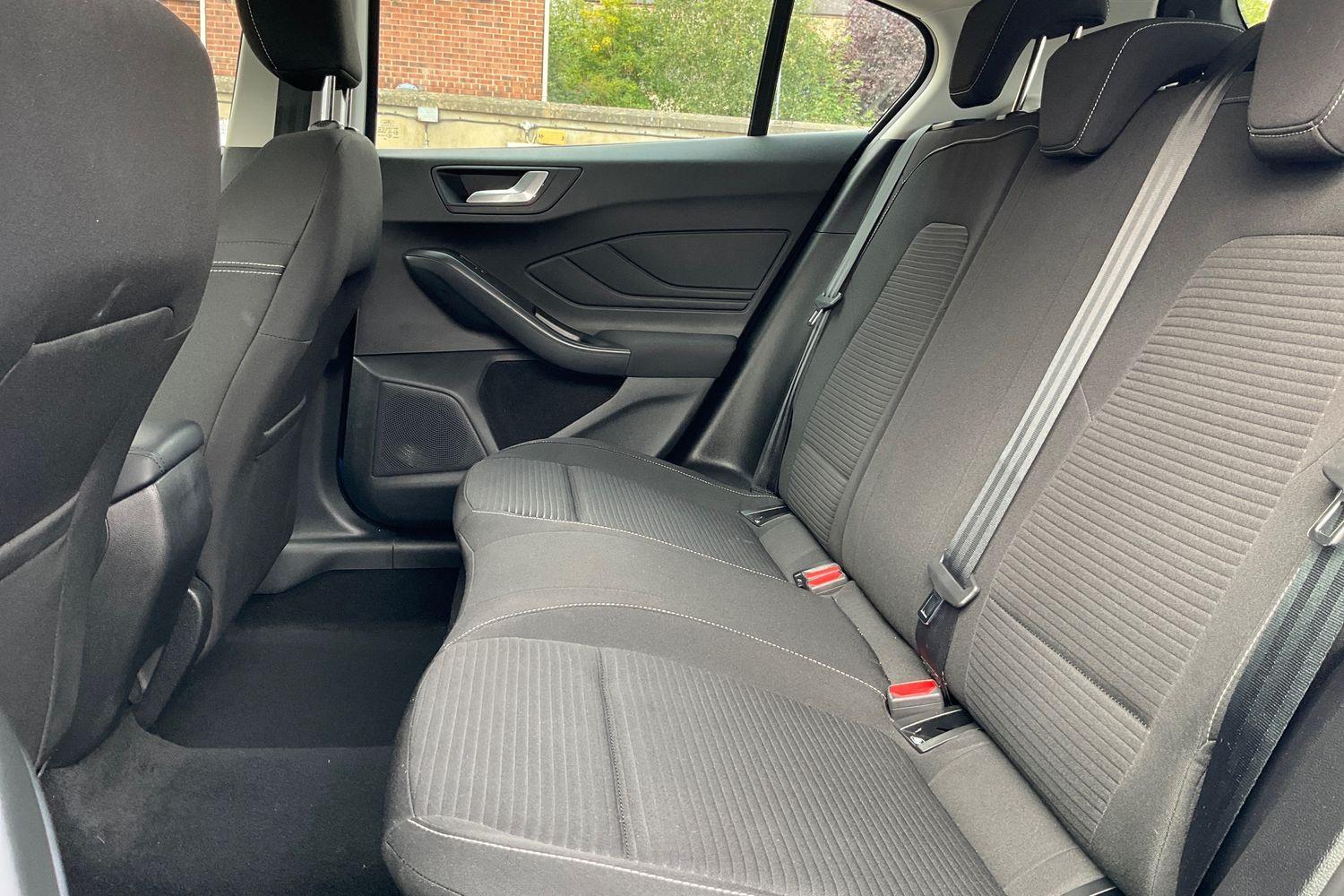 Ford Focus Photo 19