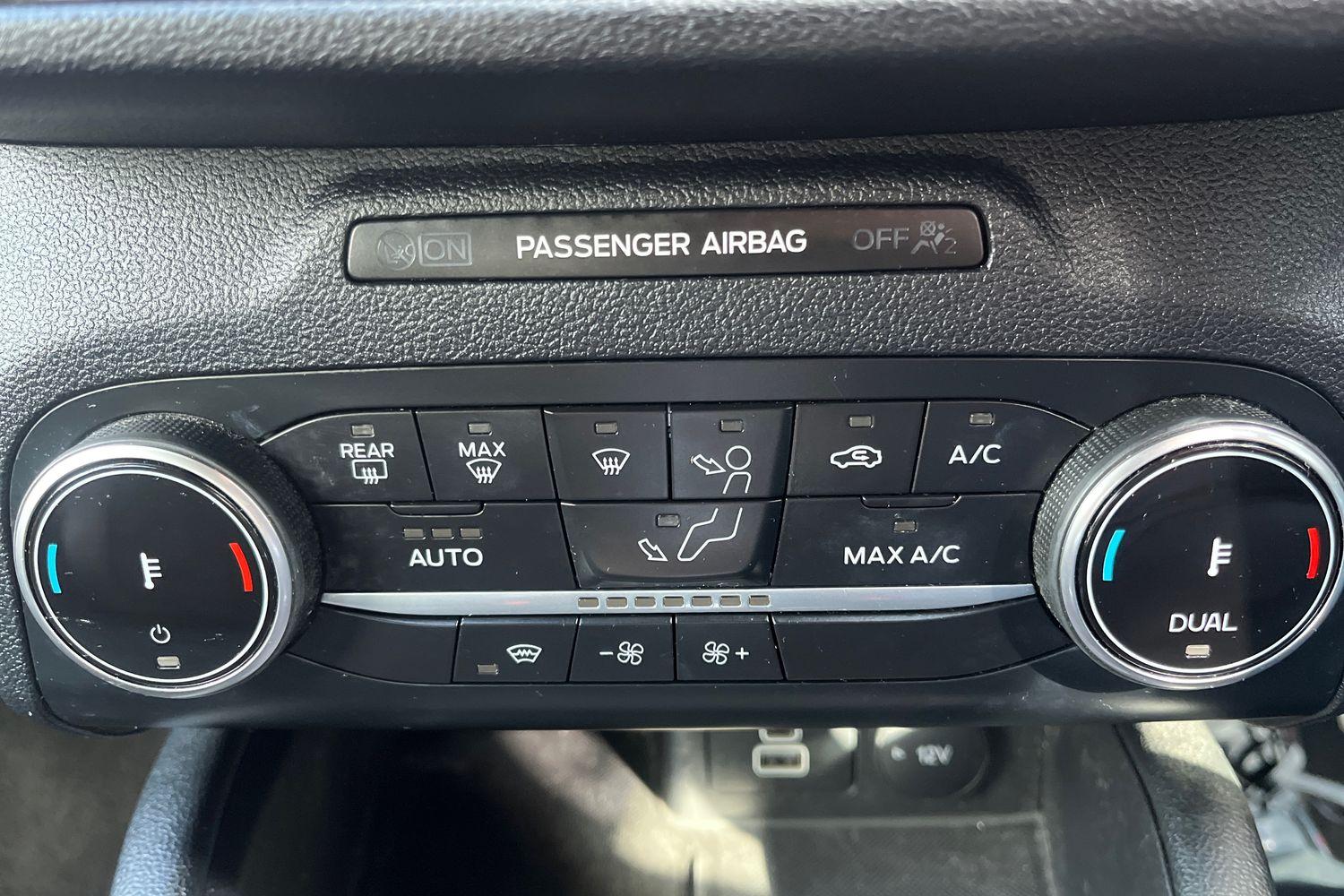 Ford KUGA Photo 27