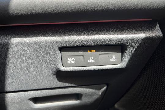 Volkswagen Tiguan Photo autoimg-161df622dd814fa1e5f79952e937b260570063f7.jpg