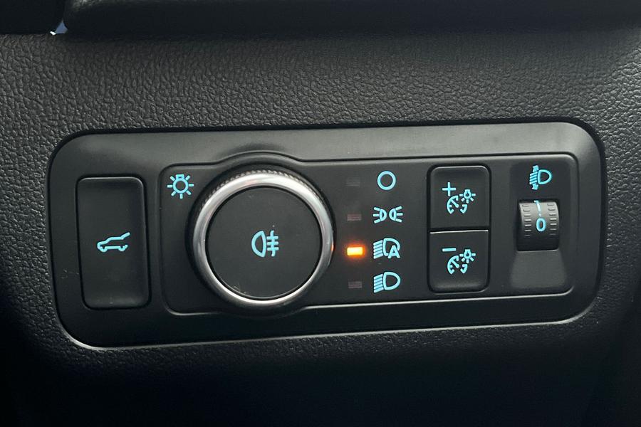 Ford KUGA Photo autoimg-162395ed31ba8ca4afe3258d846c8bf2f5802601.jpg