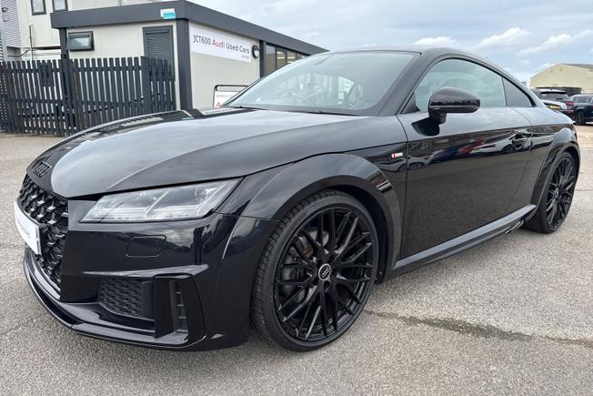AUDI TT Photo 25