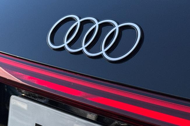 AUDI  Audi Q5 SUV Sport Photo 60