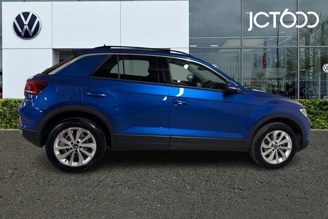 VOLKSWAGEN T-Roc Photo 4