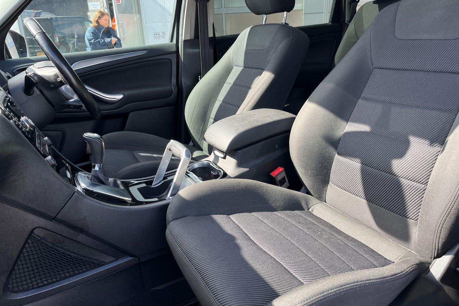 Ford S-Max Photo 18