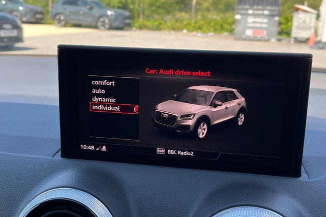 AUDI Q2 Photo 32
