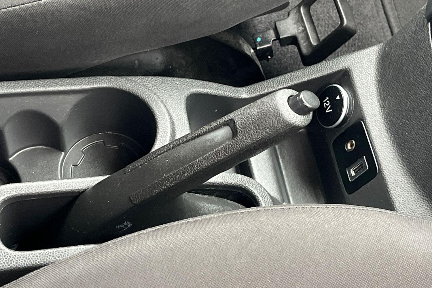 Ford EcoSport Photo 38