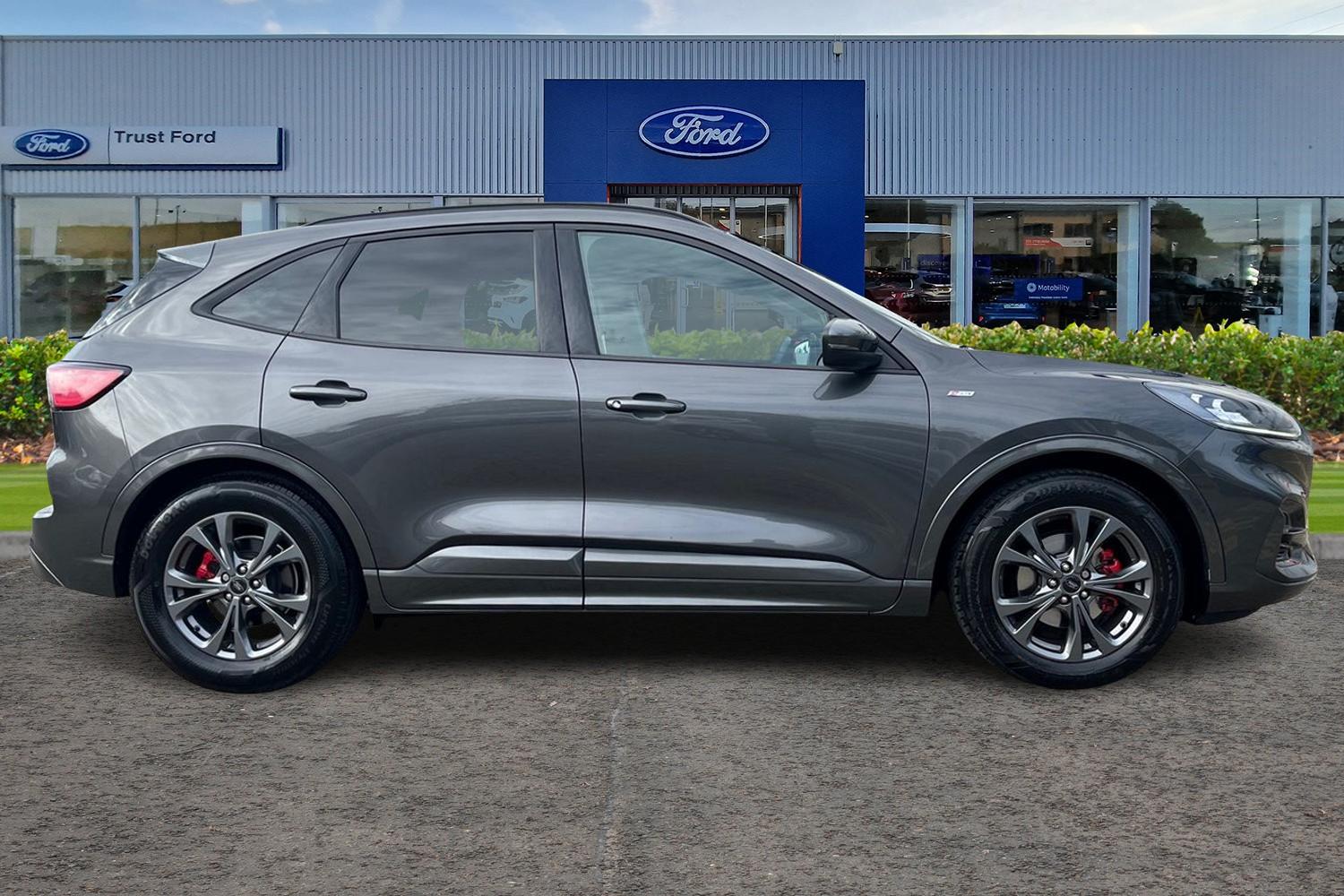 Ford Kuga Photo 2