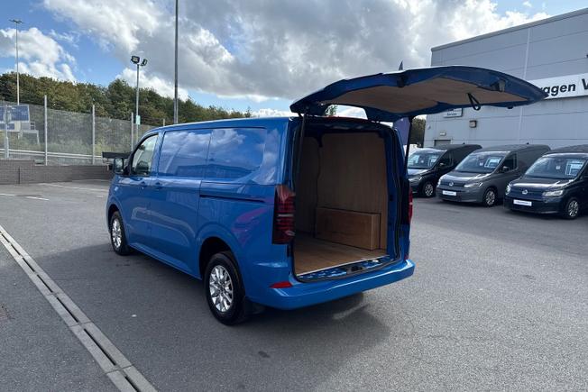 VOLKSWAGEN Transporter Photo 21
