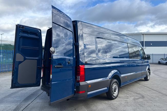 VOLKSWAGEN Crafter Photo 29