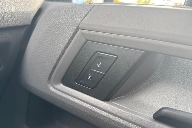 VOLKSWAGEN Crafter Photo 32