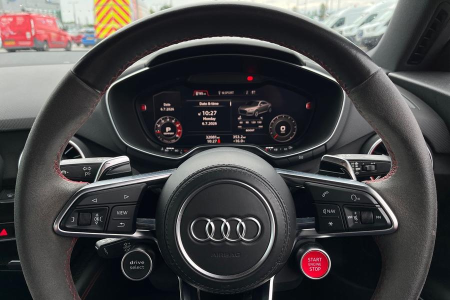 Audi TT Photo autoimg-163d05823edcfb92a3f2ea4f7a29c4c23d4968b9.jpg