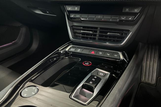 AUDI Rs E-Tron Gt Photo 26