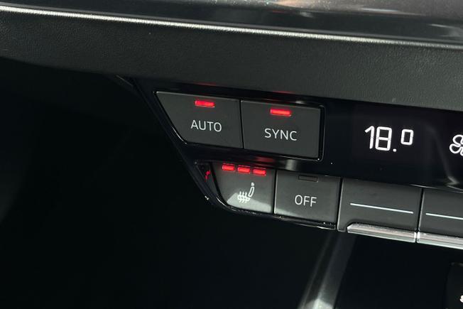 AUDI Q4 e-tron Photo 30