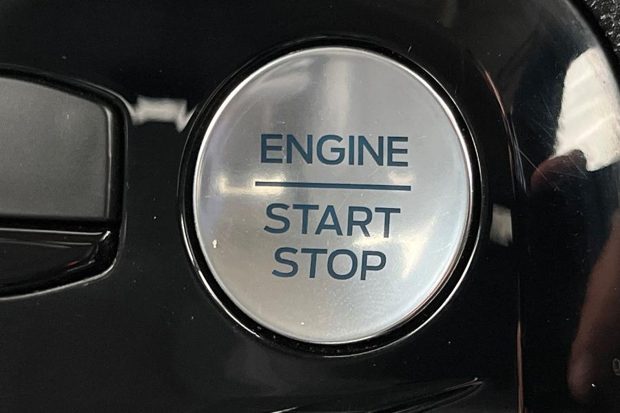 Ford KUGA Photo autoimg-16446c4fa5f47b2636fc180aa857bcaa5b5ee09d.jpg