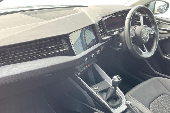 AUDI A1 Photo 2