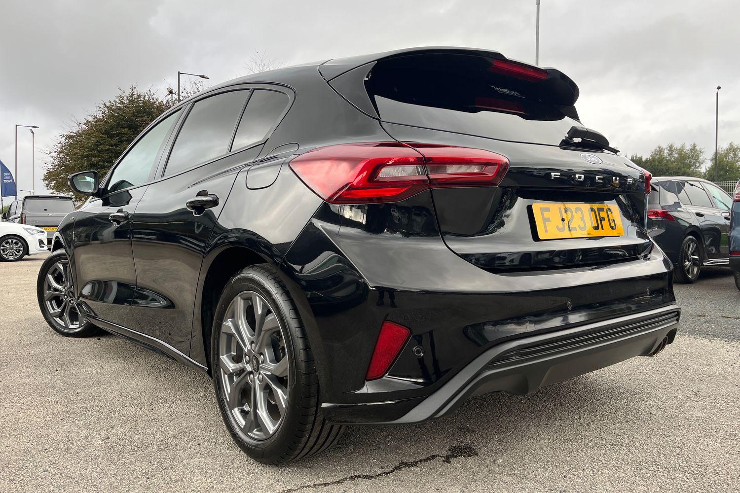 Ford FOCUS Photo 37