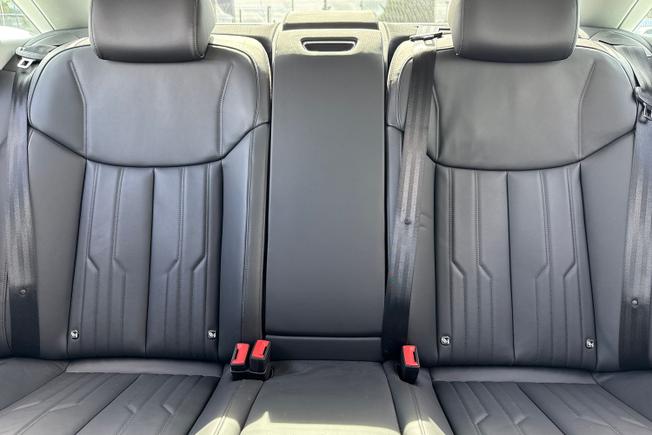 AUDI A8 Photo 35
