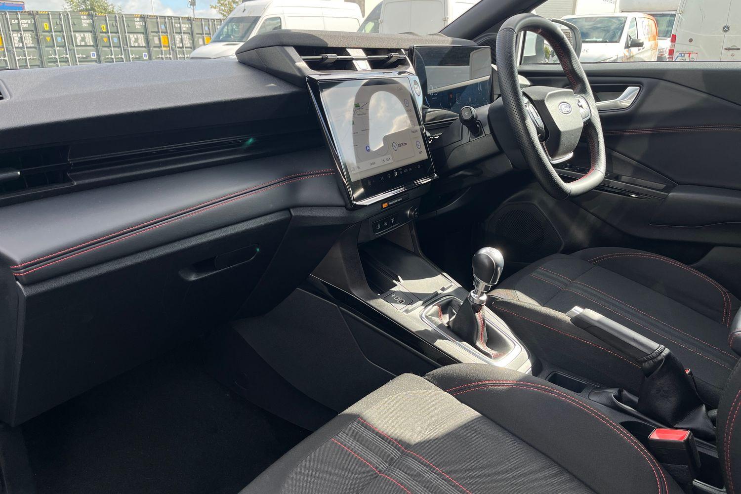 Ford PUMA Photo 17