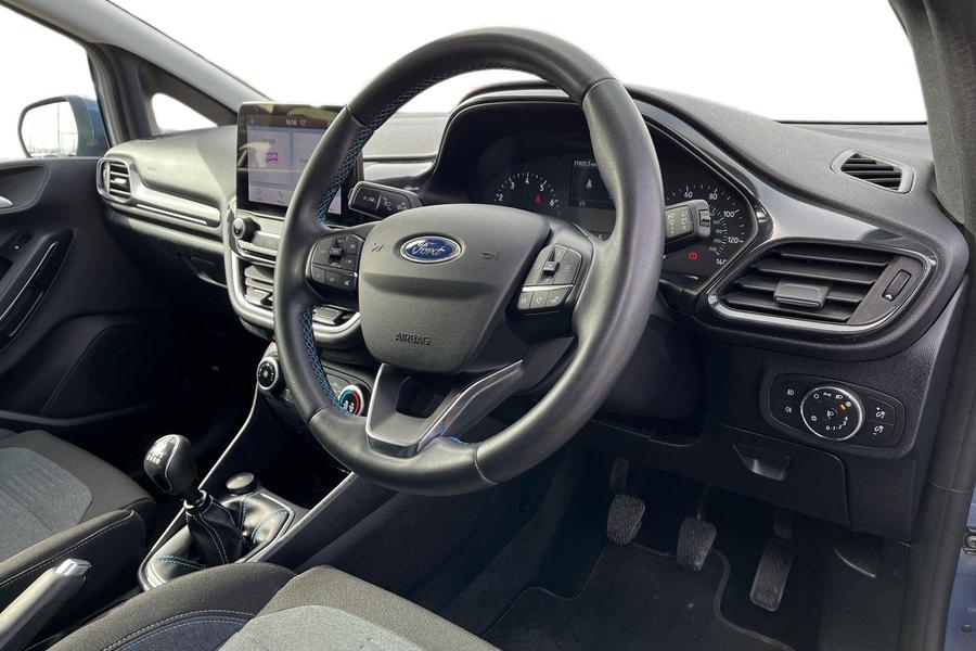 Ford Fiesta Photo autoimg-1653e867853e97bd5695d26f15632b6d095597e7.jpg