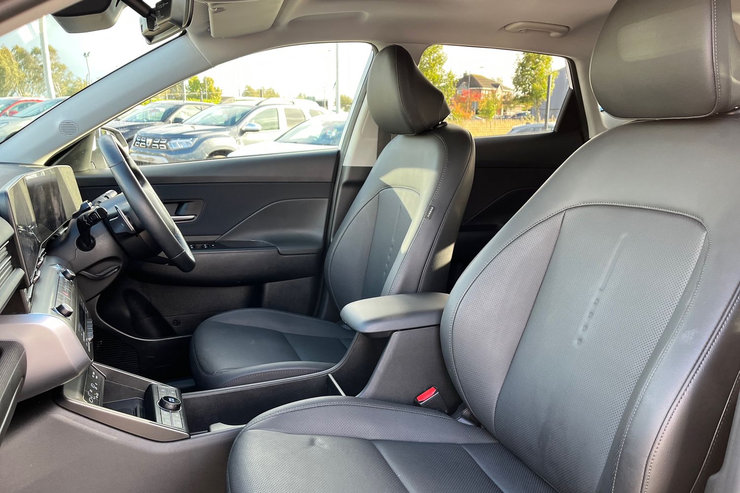 Hyundai KONA Photo 18