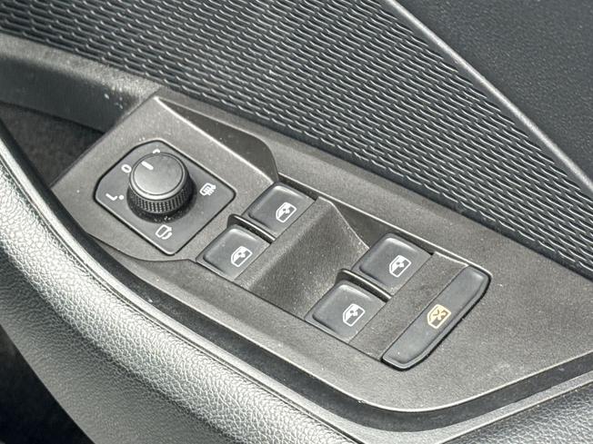 ŠKODA Octavia Photo 27