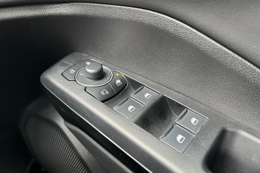 Ford PUMA Photo autoimg-165eec34d758736a1ab4579493e6b4ec6232c347.jpg