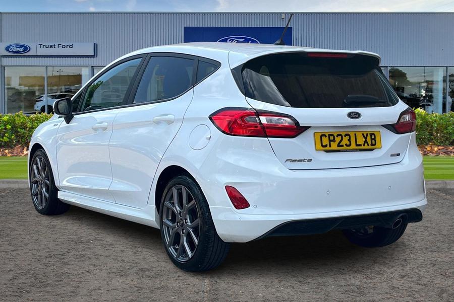 Ford FIESTA Photo autoimg-165fdc0484745fb722cc1a340491bb41938755b5.jpg