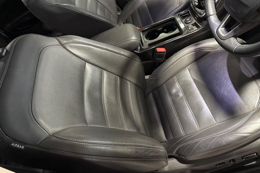 Ford KUGA Photo autoimg-16620c0537ae6f1a60778f30993a0cc0f3753fcb.jpg