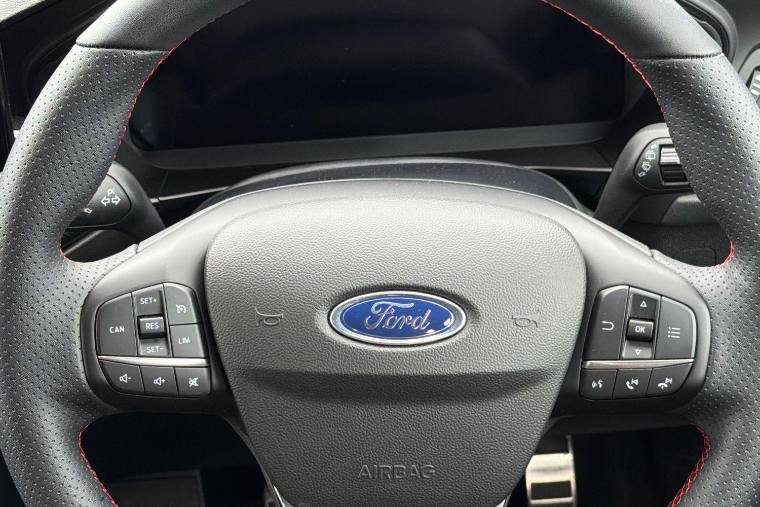 Ford Focus Photo 11