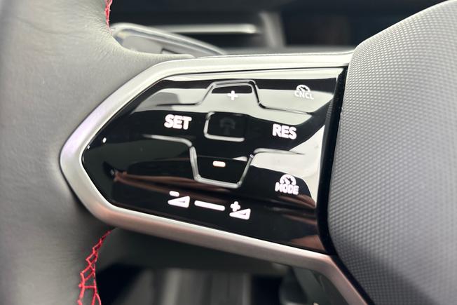 VOLKSWAGEN Id.7 Photo 16