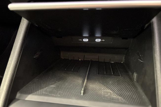 VOLKSWAGEN Tiguan Photo 22